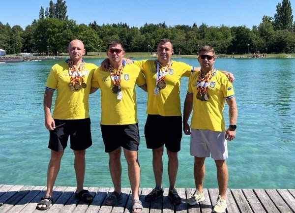 Ковельчани здобули золото та призові місця на чемпіонаті Європи з веслування на «Драконах» Ковельчани здобули золото та призові місця на чемпіонаті Європи з веслування на «Драконах»