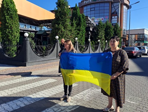 У Ковелі вшанували пам’ять загиблих у російському полоні та жертв теракту в Оленівці У Ковелі вшанували пам’ять загиблих у російському полоні та жертв теракту в Оленівці