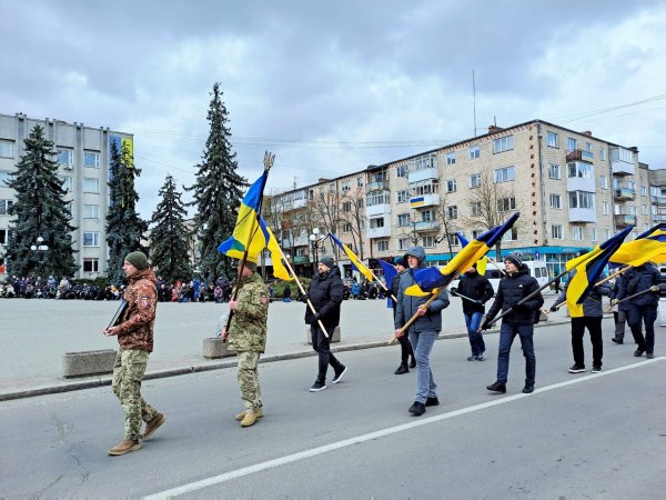 Ковельчани відали останню шану Герою Олексію Олексюку Ковельчани відали останню шану Герою Олексію Олексюку