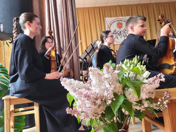 У школі мистецтв відбувся концерт симфонічного оркестру закладу