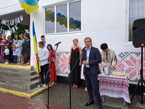 У школах Ковельської громади пролунав останній дзвоник