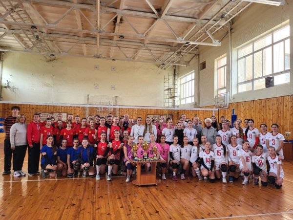 🏐 У Ковелі відбувся волейбольний турнір до Дня захисників і захисниць України 🇺🇦