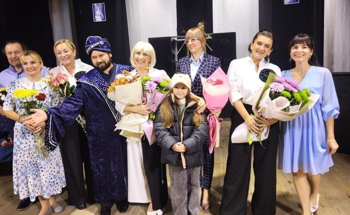 «Готель між двох світів»: нова прем’єра ковельського театру «10 ряд 10 місце»
