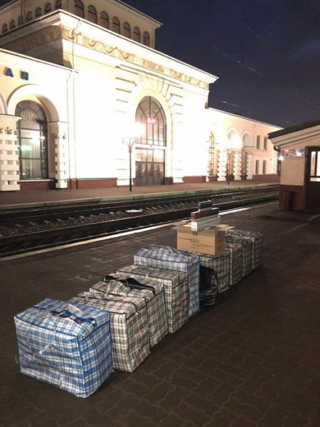 На Ковельському вокзалі виявили понад 11 тисяч пачок контрафактних цигарок