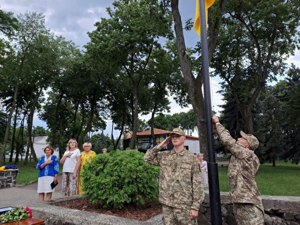 День Державності України: у Ковелі вшанували Героїв і вручили державні та міські нагороди