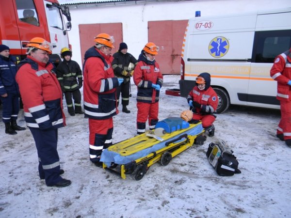 Закладена вибухівка, пожежа з потерпілими та штормове попередження Закладена вибухівка, пожежа з потерпілими та штормове попередження