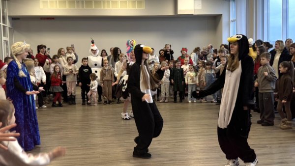 Коли мрії перетинають кордони: різдвяні подарунки для дітей Захисників у Ковелі Коли мрії перетинають кордони: різдвяні подарунки для дітей Захисників у Ковелі