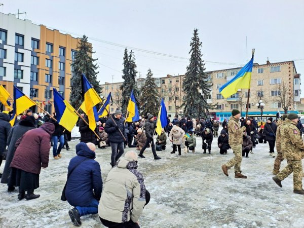 Ковель попрощався з полеглими Захисниками Миколою Сичем та Андрієм Вдовиченком Ковель попрощався з полеглими Захисниками Миколою Сичем та Андрієм Вдовиченком