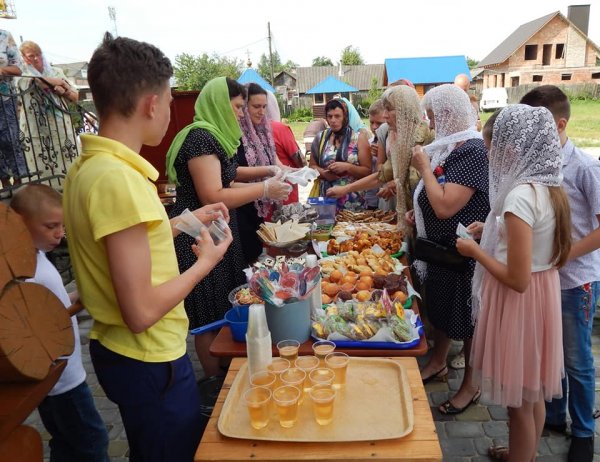 У храмі священномученика Анатолія Ковельського збирали кошти на лікування маленького прихожанина У храмі священномученика Анатолія Ковельського збирали кошти на лікування маленького прихожанина