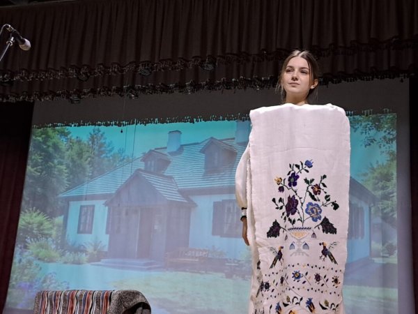 У Ковелі до 155-річчя Лесі Українки представили театралізоване дійство «Пишіть листи чорнилами й думками. І почуттями, що були між вами»