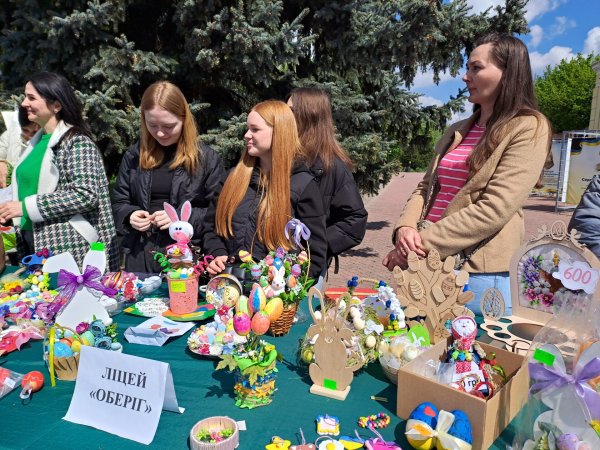 У Ковелі в парку Шевченка проходить фестиваль-конкурс “Писанко, дивуй!” У Ковелі в парку Шевченка проходить фестиваль-конкурс “Писанко, дивуй!”