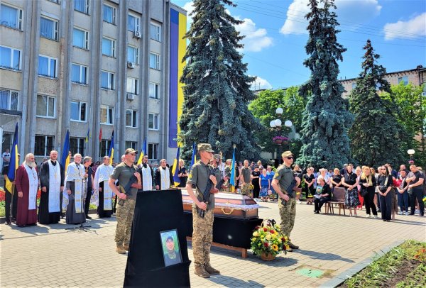 Воїн, Патріот, Ковельчанин з великої літери. Наша громада попрощалась з Героєм Олександром Стольніцьким