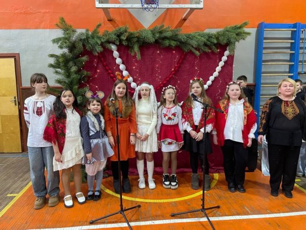 Понад 165 тисяч гривень для ЗСУ зібрали під час різдвяного ярмарку в ліцеї №10 Понад 165 тисяч гривень для ЗСУ зібрали під час різдвяного ярмарку в ліцеї №10