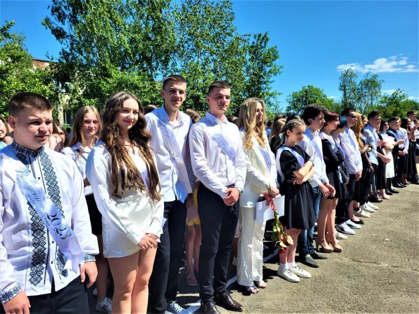 У ковельських школах пролунав останній дзвоник У ковельських школах пролунав останній дзвоник