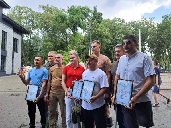 День Державності України: у Ковелі вшанували Героїв і вручили державні та міські нагороди