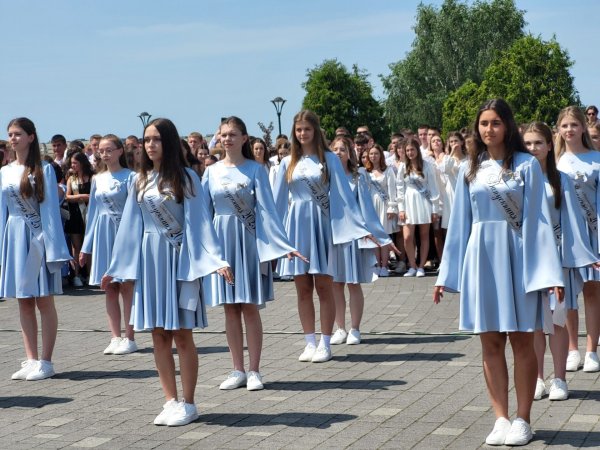 Третій фестиваль шкільного вальсу відбувся у Ковелі Третій фестиваль шкільного вальсу відбувся у Ковелі