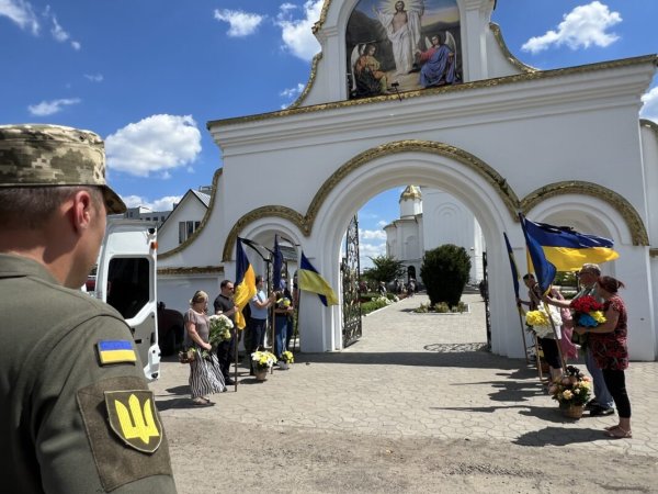 Ковельська громада провела в останню путь Захисника України Олега Москалюка