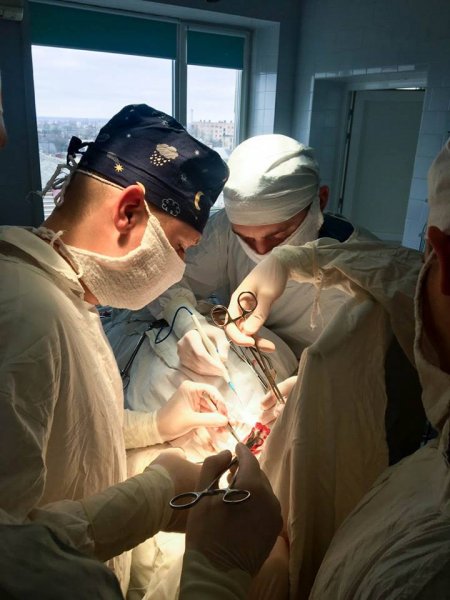 Ковельські хірурги провели надскладну операцію на сонній артерії