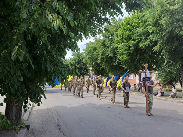 Назавжди 46: ковельчани попрощались з Героєм Сергієм Булавкою