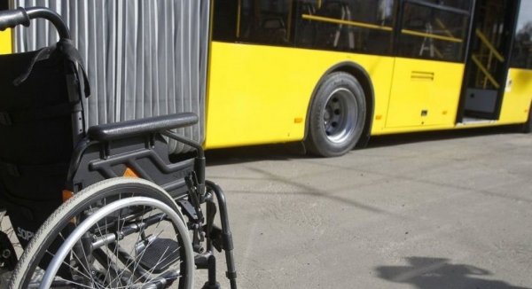 У Ковелі хочуть купити переносний пандус для автобусів міських маршрутів