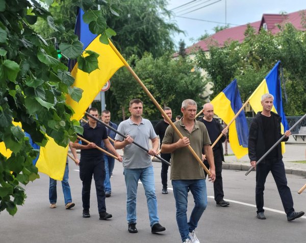 Спасибі тобі, Герою. Ковельчани віддали останню шану Руслану Мазурику