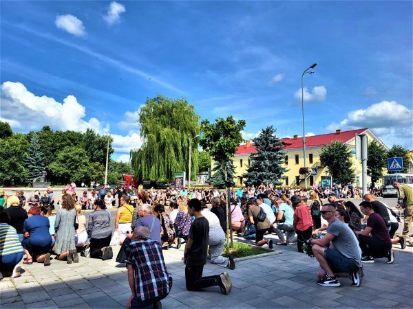 Ковельчани віддали останню шану Герою Юрію Корецькому Ковельчани віддали останню шану Герою Юрію Корецькому