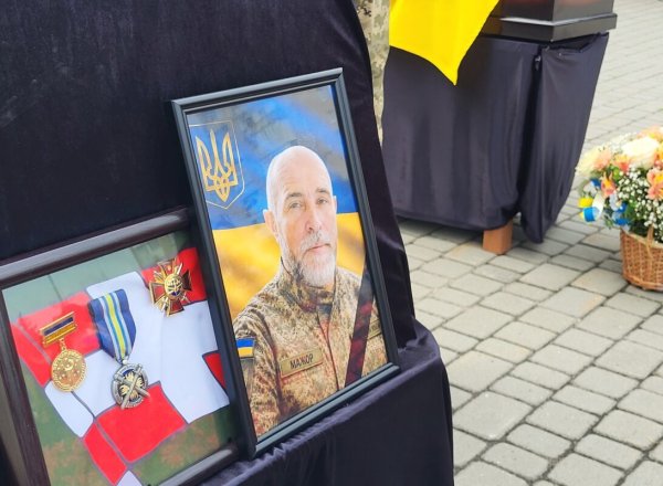 Ковель попрощався із Захисником України Віталієм Мартинюком Ковель попрощався із Захисником України Віталієм Мартинюком