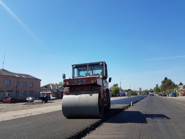 У напрямку Ковеля почали ремонтувати дорогу У напрямку Ковеля почали ремонтувати дорогу
