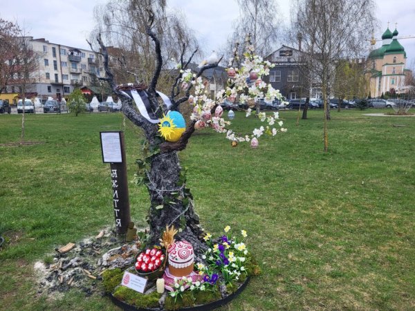 У Ковелі в парку Шевченка з’явилися 37 великодніх інсталяцій конкурсу «Писанко, дивуй» У Ковелі в парку Шевченка з’явилися 37 великодніх інсталяцій конкурсу «Писанко, дивуй»