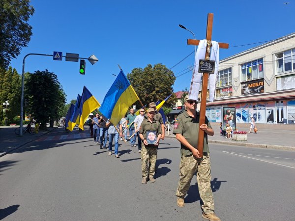Ковель попрощався із Захисником Віталієм Півнем Ковель попрощався із Захисником Віталієм Півнем