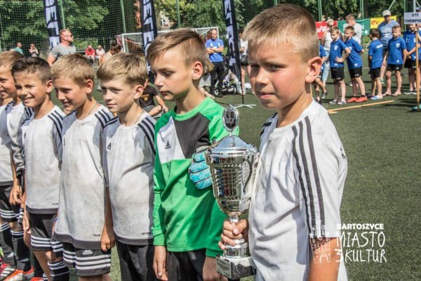 Перемога у "срібній" групі на Міжнародному турнірі з футболу «Legia Bart 2018» - у ковельчан ФОТО