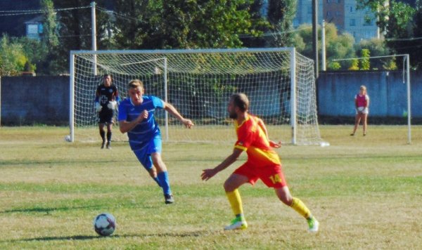 ФЦ «Ковель-Волинь» - ФК «Карпати-Енергетик» зіграли в нічию ФЦ «Ковель-Волинь» - ФК «Карпати-Енергетик» зіграли в нічию