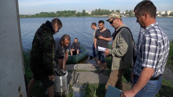 Сьогодні у Ковелі відбулась чергова акція із зариблення Турії Сьогодні у Ковелі відбулась чергова акція із зариблення Турії