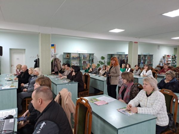 Премію імені Галини Божик «За подвижництво у розвитку бібліотек Волині» отримала Ольга Бичковська Премію імені Галини Божик «За подвижництво у розвитку бібліотек Волині» отримала Ольга Бичковська