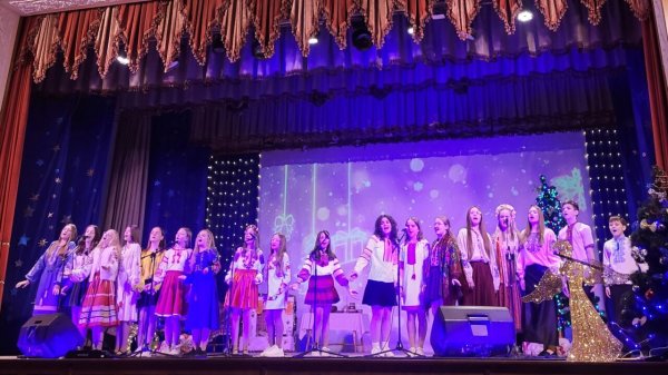 Різдвяні зустрічі з «Надією»: благодійна програма на підтримку військових Різдвяні зустрічі з «Надією»: благодійна програма на підтримку військових