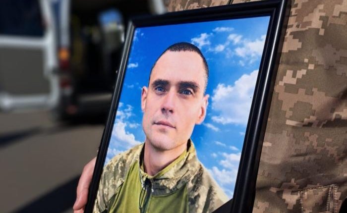 У Ковелі попрощалися з військовим Анатолієм Нестеруком, який загинув на Донеччині