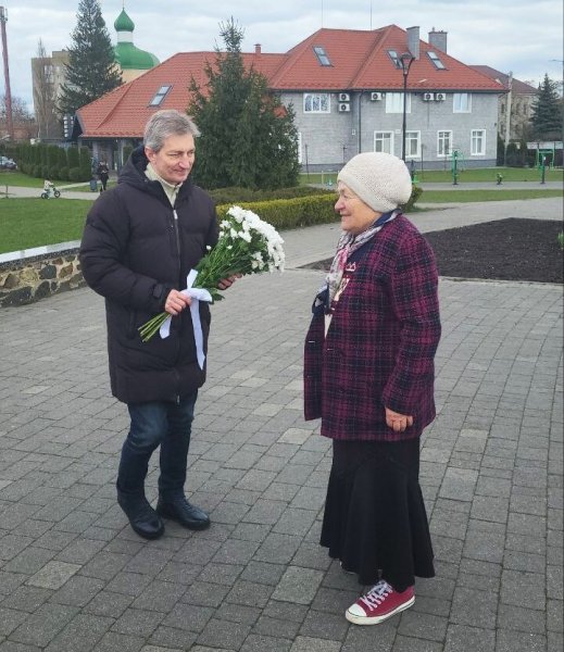У Ковелі проходять тренування у рамках програми “Активні парки — локації здорової України” У Ковелі проходять тренування у рамках програми “Активні парки — локації здорової України”
