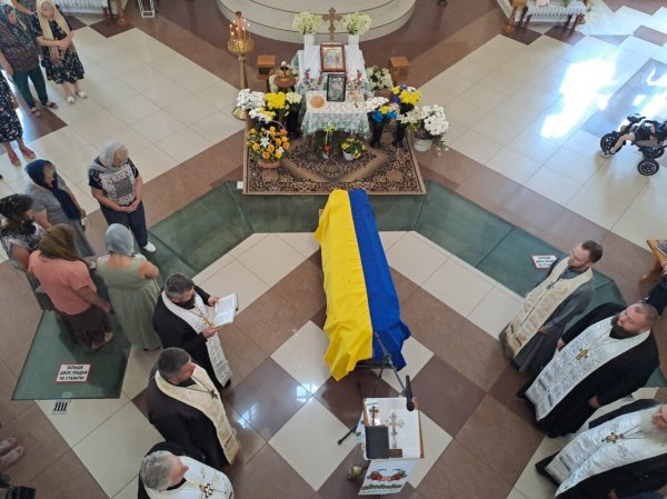 У Ковелі попрощалися із захисником України Андрієм Повхом