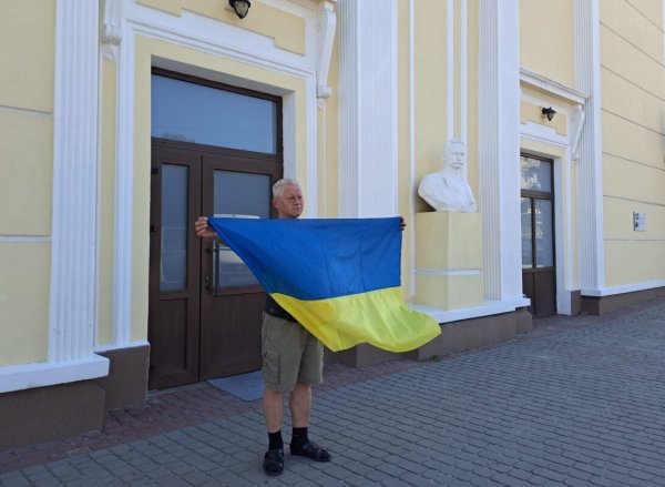У Ковелі вшанували пам’ять загиблих у російському полоні та жертв теракту в Оленівці У Ковелі вшанували пам’ять загиблих у російському полоні та жертв теракту в Оленівці