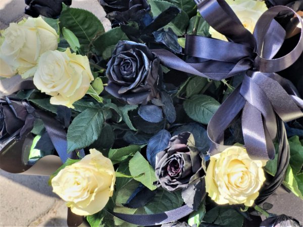 Їх струни земного життя обірвала війна: у Ковелі провели в останню дорогу Володимира Лучиновича та Олександра Берегу