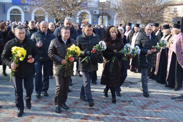 У Ковелі сьогодні вшанували пам’ять Героїв Небесної Сотні У Ковелі сьогодні вшанували пам’ять Героїв Небесної Сотні