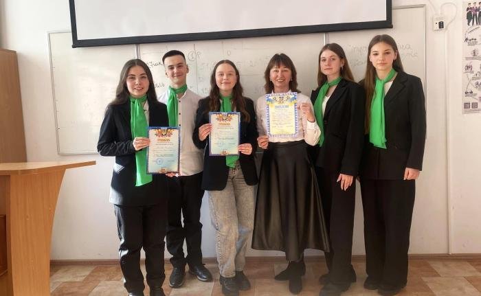 Юні правознавці Ковеля – переможці обласного турніру
