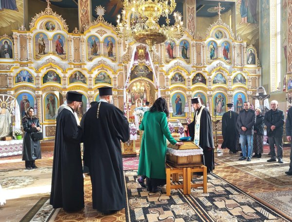 Назавжди в строю: ковельчани попрощались з Героєм Юрієм Халецьким