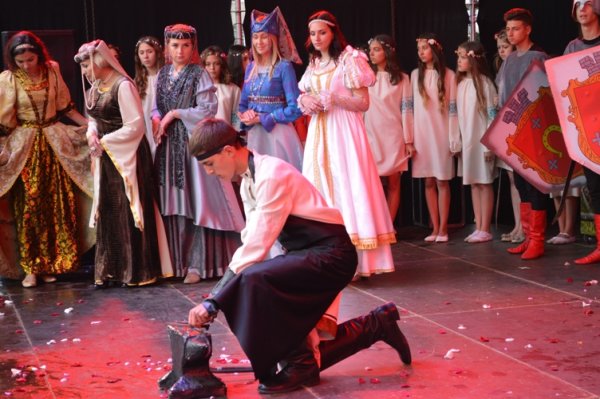 Хто працював над створенням театралізованого дійства у стилі середньовіччя? ФОТО Хто працював над створенням театралізованого дійства у стилі середньовіччя? ФОТО