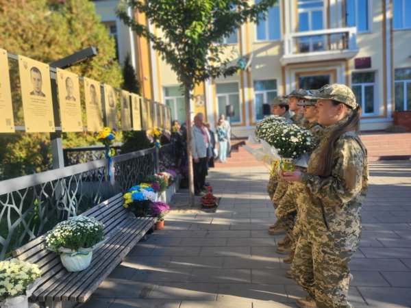 У школах Ковельської громади відкрили 49 меморіальних дошок полеглим Героям У школах Ковельської громади відкрили 49 меморіальних дошок полеглим Героям