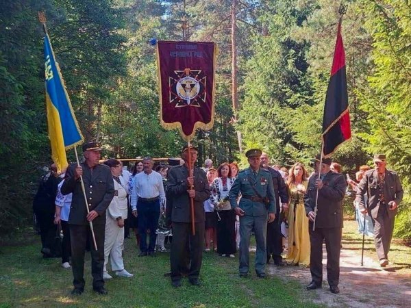 Хор «Вишиванка» з Ковеля виступив на обласному фестивалі патріотичної пісні у Вовчаку Хор «Вишиванка» з Ковеля виступив на обласному фестивалі патріотичної пісні у Вовчаку