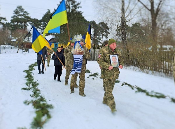 Навіки в строю: Ковельська громада попрощалася з Героєм Олександром Мацюком Навіки в строю: Ковельська громада попрощалася з Героєм Олександром Мацюком
