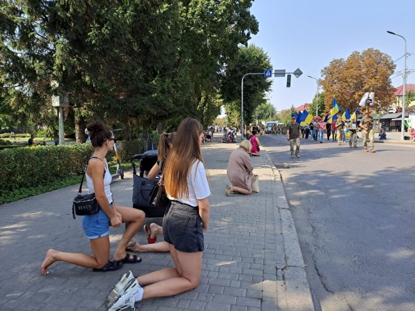 Назавжди в строю: ковельчани попрощались з Героєм Володимиром Гузем