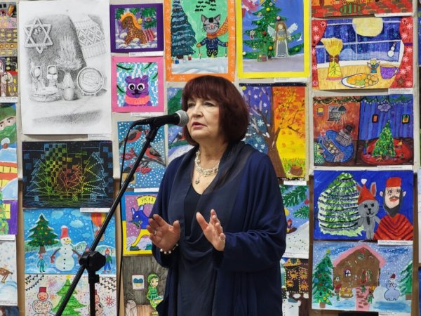 У Ковелі відкрили рекордну 31-шу виставку дитячого малюнка «Зимовий калейдоскоп. З вірою у Перемогу!»