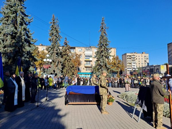 У Ковелі попрощалися з військовим Ігорем Гембицьким У Ковелі попрощалися з військовим Ігорем Гембицьким